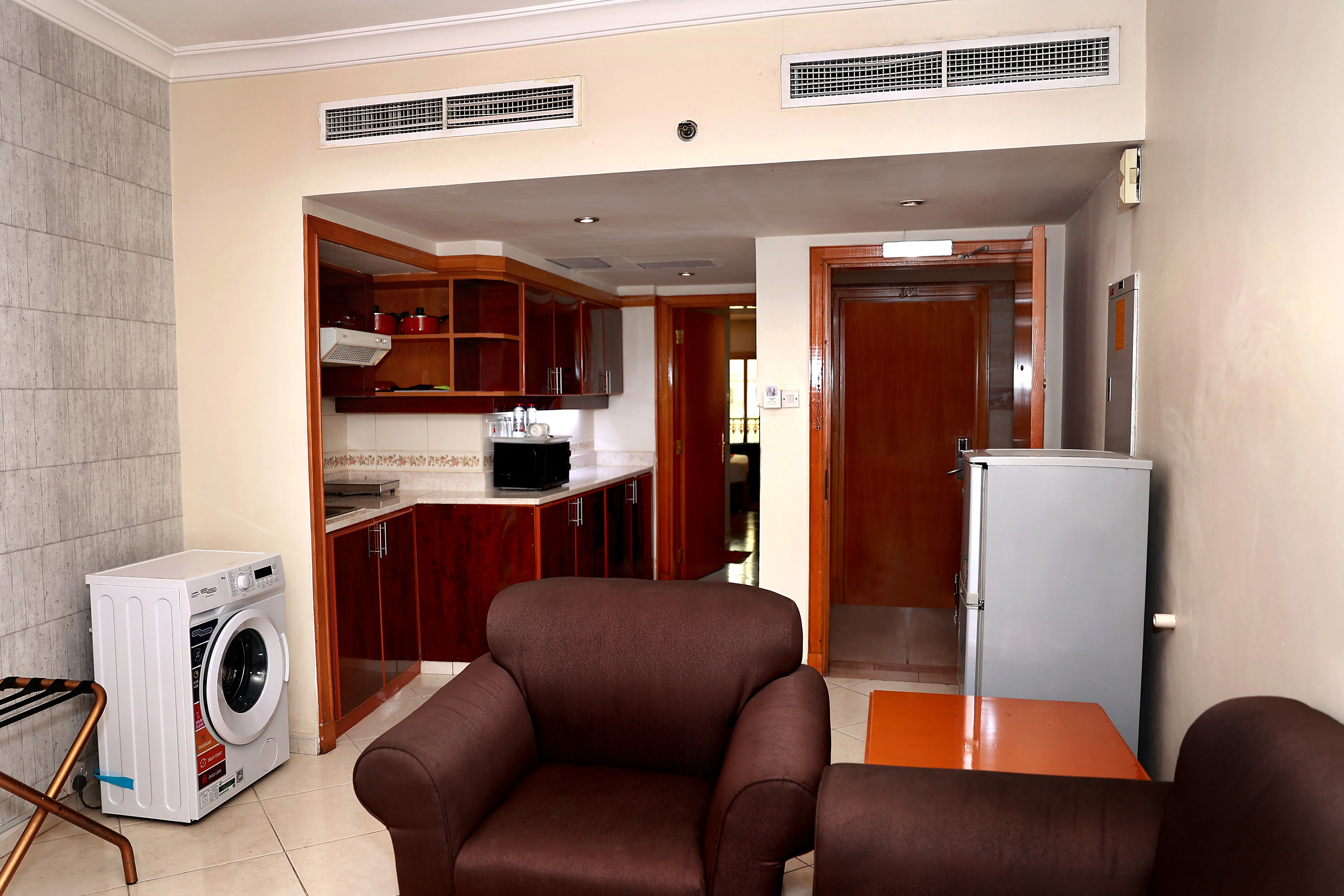One Bedroom Apartment